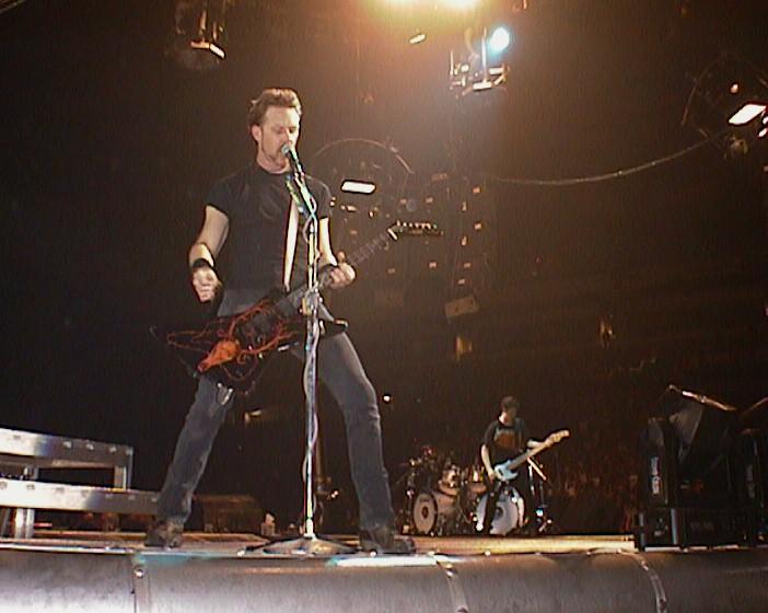 Photo gallery from the gig in San Antonio, TX shot on April 29, 1997